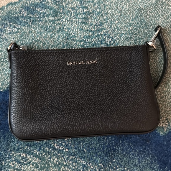 NWT Michael Kors Black Canvas Wristlet - Picture 8 of 8